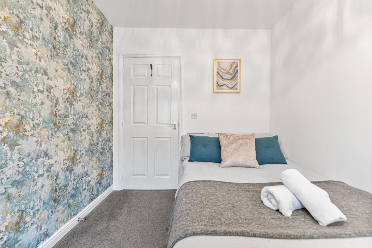 Silver Stag Properties, Modern 2 Bedroom House Thringstone Exteriér fotografie